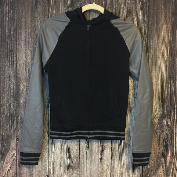 SO Jackets & Blazers - So Juniors Soft Starter Type Hoodie Size S Zip B5